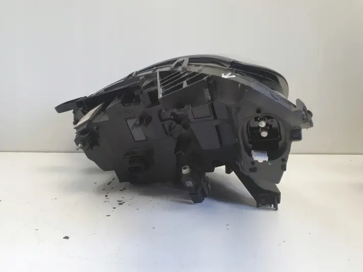 Renault Clio V PRZEDNIA LAMPA PRAWA PRAWY PRZÓD FULL LED europa 260107933R