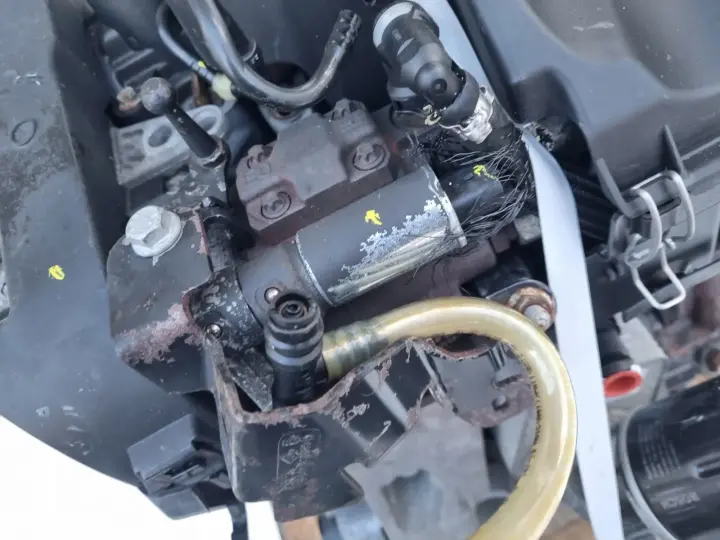 SILNIK BEZ OSPRZĘTU Renault Scenic III 1.5 DCI K9K832