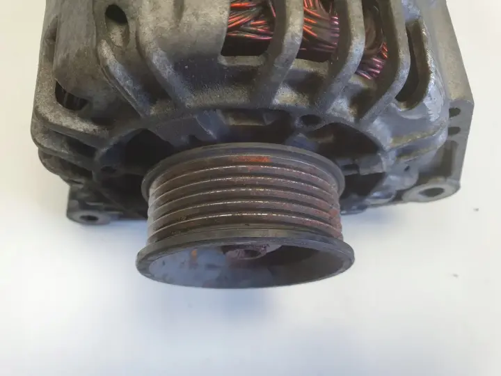 Audi A4 B6 2.5 TDI V6 ALTERNATOR 078903016AC 140A valeo