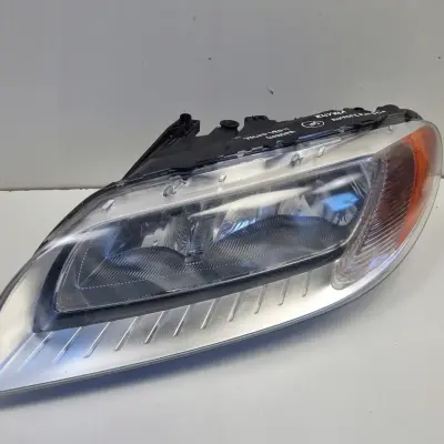 Volvo S80 II V70 III XC70 PRZEDNIA LAMPA LEWA lewy przód EUROPA 31214351