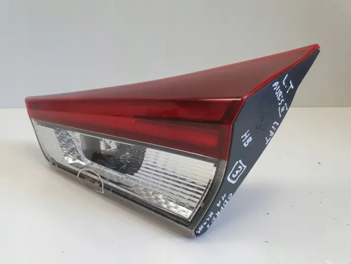 Toyota Auris II lift HB TYLNA LAMPA LEWA lewy tył kierowcy w klapę 02-344