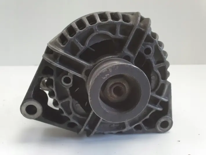 Opel Vectra C 2.2 DTI ALTERNATOR 0124525030 bosch 140A