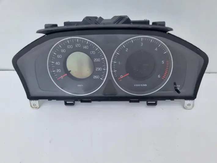 Volvo S60 II V60 I 2.0 D diesel LICZNIK ZEGARY 31343323AA Europa