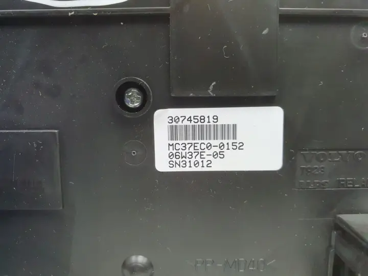 Volvo S80 II V70 III PANEL KLIMATYZACJI Radia sterowania 30745819