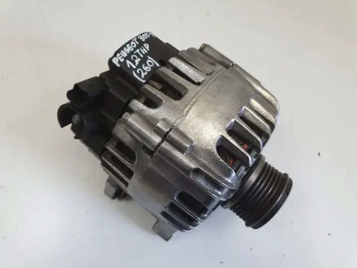 Peugeot 3008 1.2 THP ALTERNATOR Valeo 9670899580 CL12
