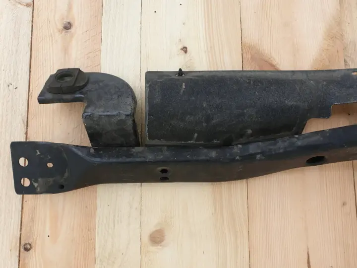 Jeep Compass WZMOCNIENIE PAS GÓRNY Mocowanie