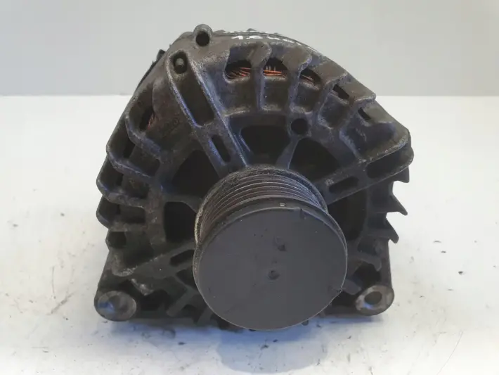 Citroen Jumpy II 1.6 HDI ALTERNATOR valeo 9678048880 TG15S205