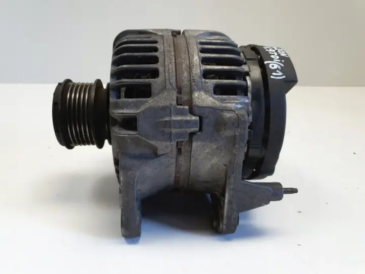 Audi A3 8L Golf IV Seat Leon 1.9 TDI ALTERNATOR 028903028E 90A