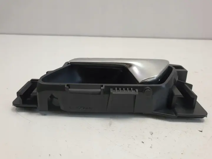 Opel Corsa F 1.2 12V KLAMKA WEWNĘTRZNA lewy tył