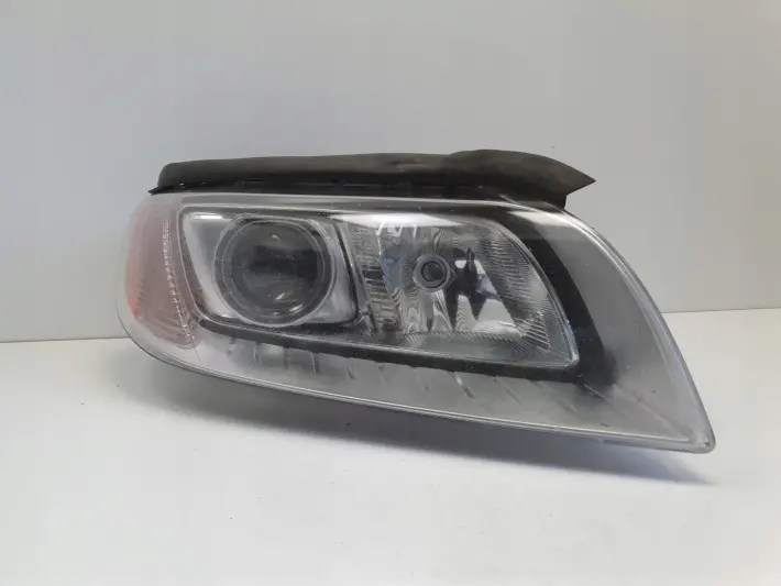 Volvo S80 II V70 III XENON PRZEDNIA LAMPA PRAWA prawy przód EUROPA 31353533