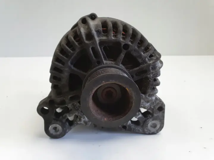 VW Golf VI 1.4 16V ALTERNATOR 036903024H 110A valeo