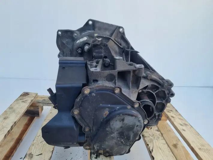 Ford Focus MK1 1.6 16V SKRZYNIA BIEGÓW XS4R-7002-FA manualna MANUAL