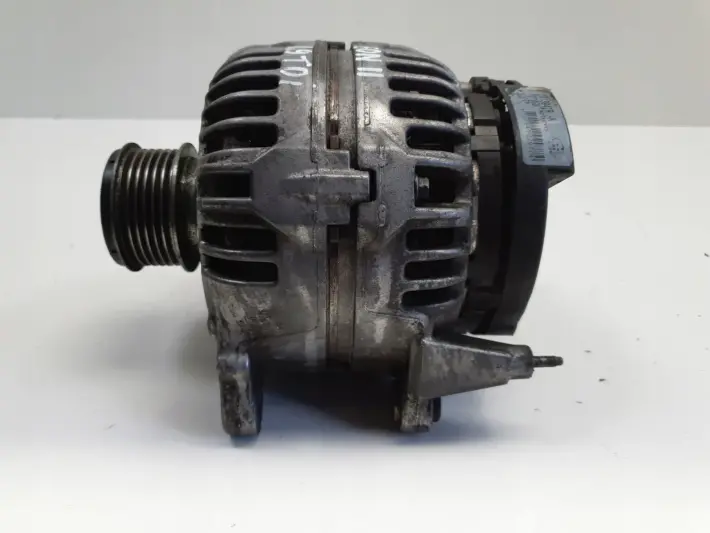 Seat Leon II 1.9 TDI ALTERNATOR Bosch