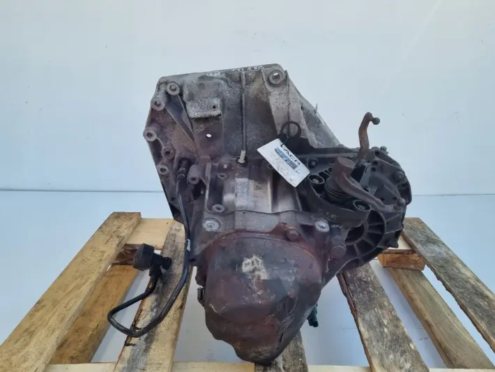 Nissan Qashqai J10 1.6 16V MANUALNA SKRZYNIA BIEGÓW manual JR5132