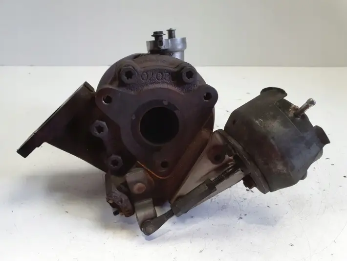 Citroen C3 1.4 HDI TURBOSPRĘŻARKA turbo 9649472880