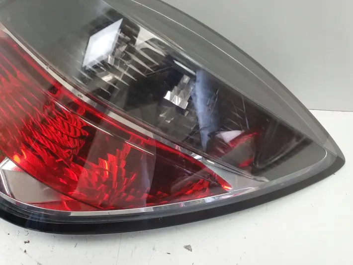Opel Astra H III lift HB 06-10r TYLNA LAMPA PRAWA prawy tył 342691834