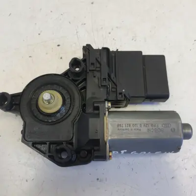 VW Golf IV 5D SILNICZEK SZYBY Prawy tył PASAŻERA