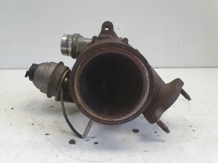 Volvo XC60 S60 V60 II 2.0 D3 TURBOSPRĘŻARKA turbo 31493379