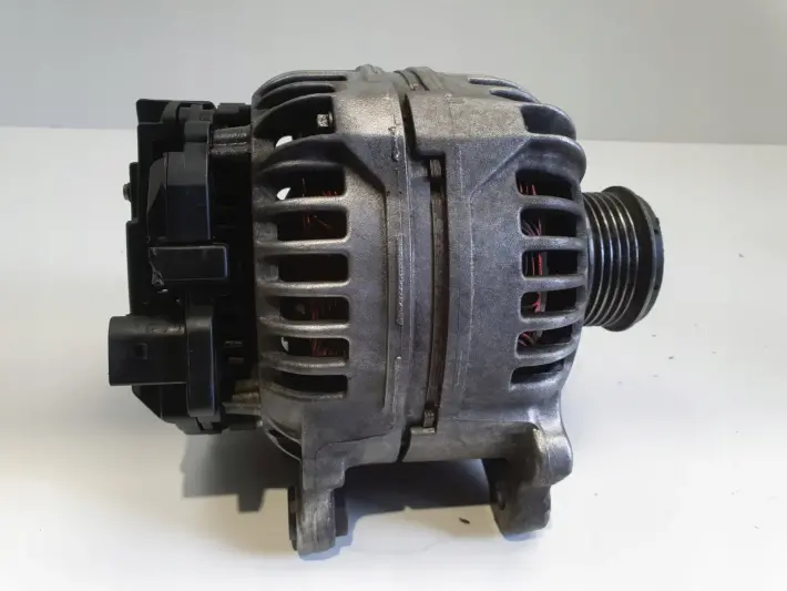 Audi A3 8L Golf IV Seat Leon 1.9 TDI ALTERNATOR 028903028E 120A