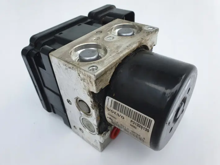 Volvo V70 III lift POMPA ABS Sterownik 31329139