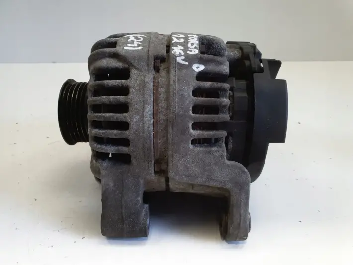 Opel Corsa D 1.2 16V ALTERNATOR 100A ZY 0124325171 bosch
