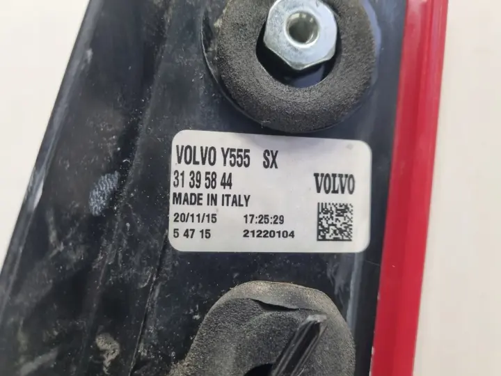 Volvo V40 II 12-16r TYLNIA TYLNA LAMPA LEWA lewy tył EUROPA 31395844