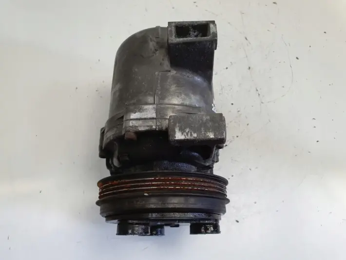 Subaru Impreza II 2.0 i SPRĘŻARKA KLIMATYZACJI 73111FE040