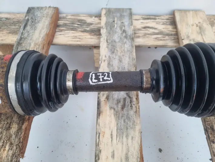 Toyota Hilux VII 3.0 D4D LEWA PRZEDNIA PÓŁOŚ półośka lewy przód 43430-0K030