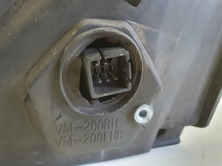Opel Corsa C 00-06r LUSTERKO PRAWE PASAŻERA 5 pin pinów