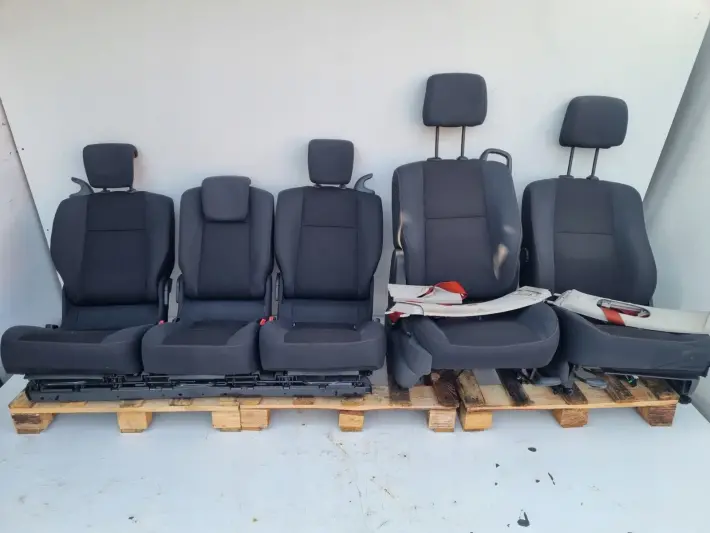 Renault Scenic II Conquest FOTEL FOTELE KOMPLET FOTELI europa