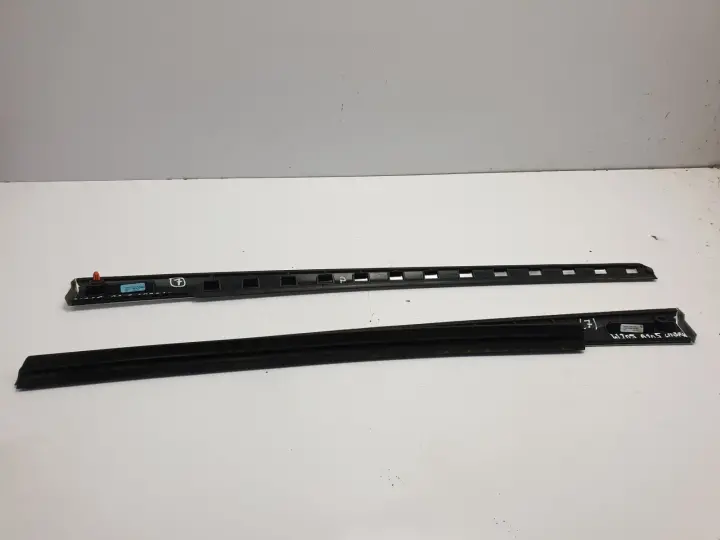 Mercedes A205 W205 Cabrio TYLNA LISTWA SZYBY Kpl