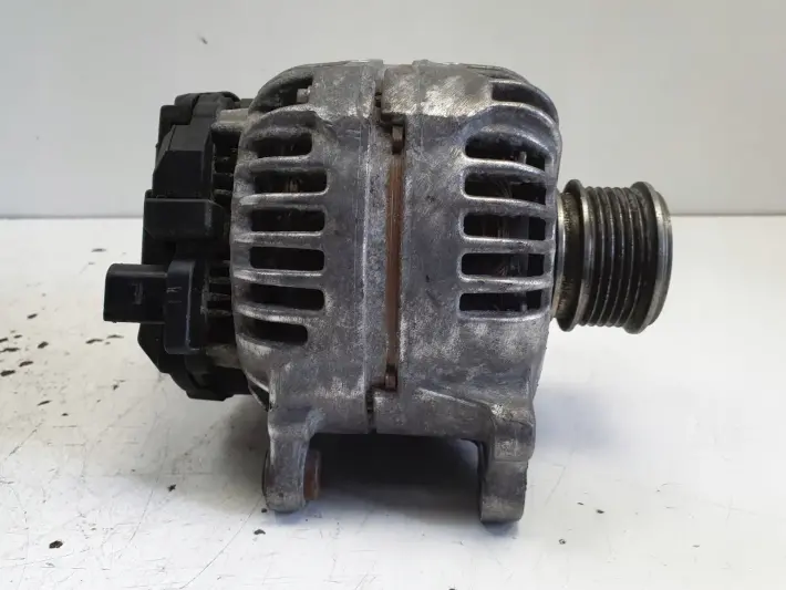 VW Sharan Alhambra Galaxy 1.9 TDI ALTERNATOR bosch 028903030A 120A