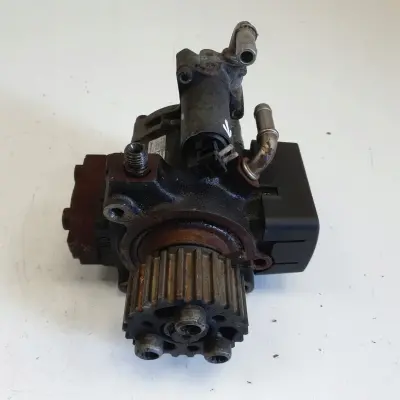 Audi A3 II 8P 1.6 TDI POMPA WTRYSKOWA paliwa 03L130755E