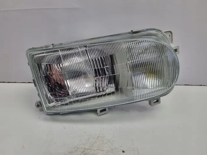 Nissan Serena 92-98r PRZEDNIA LAMPA PRAWA PRAWY PRZÓD nowa euro 215-1166R