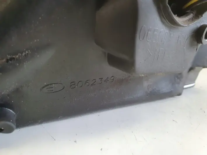 Opel Corsa C 00-06r LUSTERKO PRAWE PASAŻERA 5 pin pinów 8062349