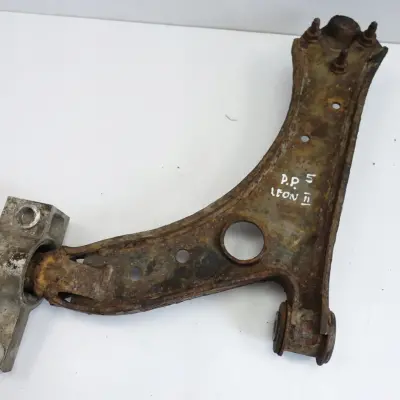 Seat Leon II 2.0 FSI PRZEDNI WAHACZ prawy przód