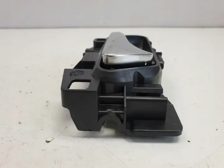 Opel Corsa F 1.2 12V KLAMKA WEWNĘTRZNA prawy przód