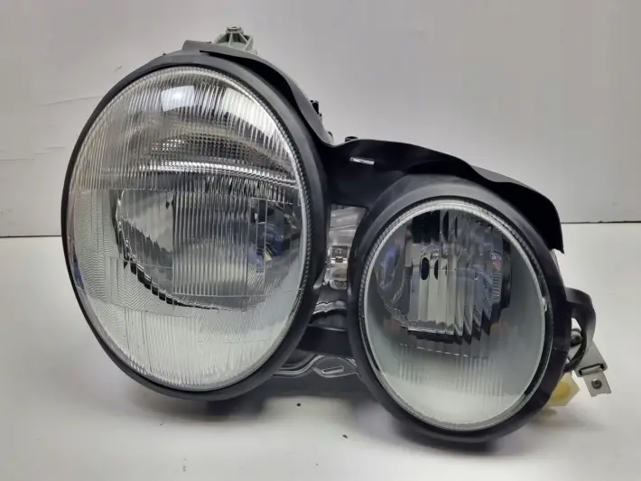 Mercedes W210 95-02r PRZEDNIA LAMPA PRAWA PRAWY PRZÓD nowa europa