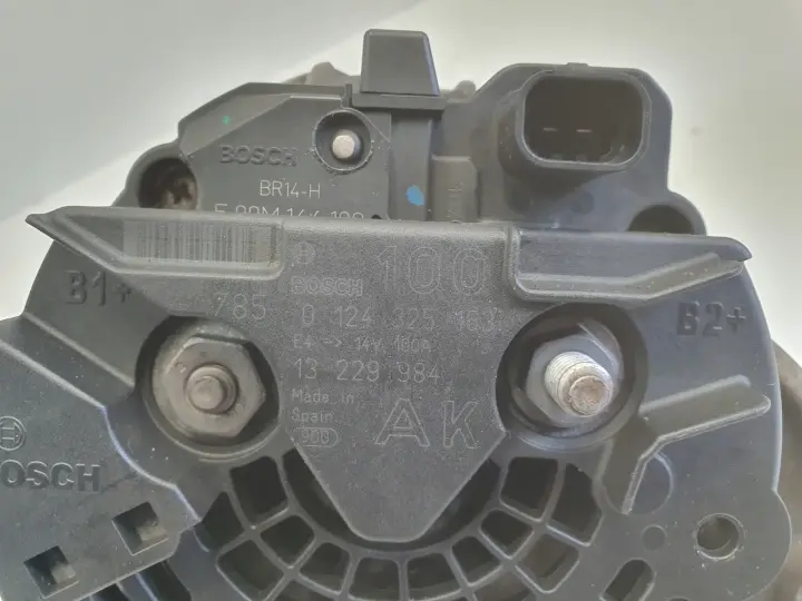 Opel Astra III H 1.6 16V ALTERNATOR 100A bosch 0124325163 AK