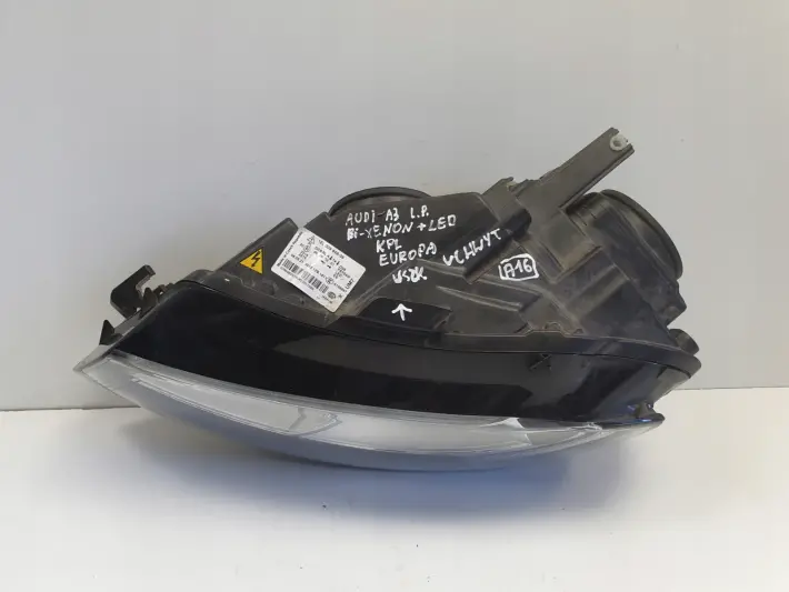 Audi A3 II 8P 8P0 LIFT PRZEDNIA LAMPA LEWA lewy przód EUROPA 1EL009648-39