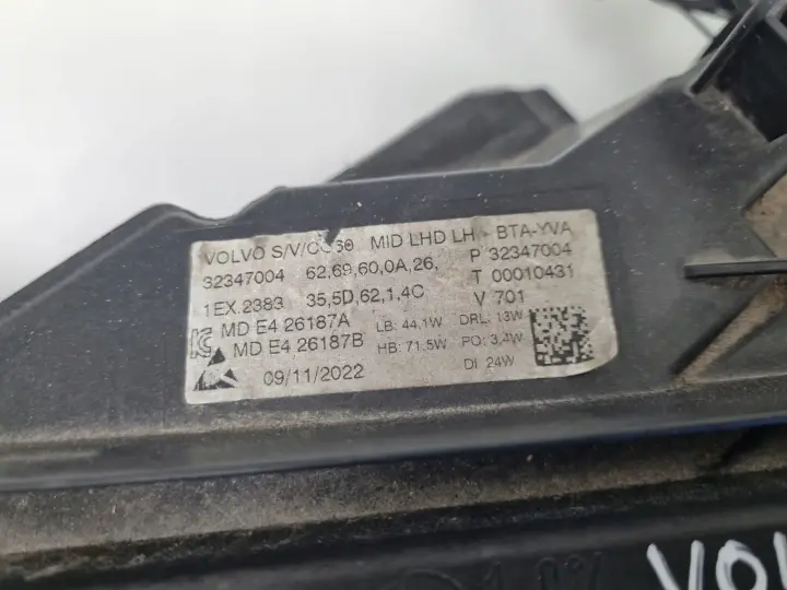 Volvo V60 II S60 III PRZEDNIA LAMPA LEWA LEWY PRZÓD full led 32347004