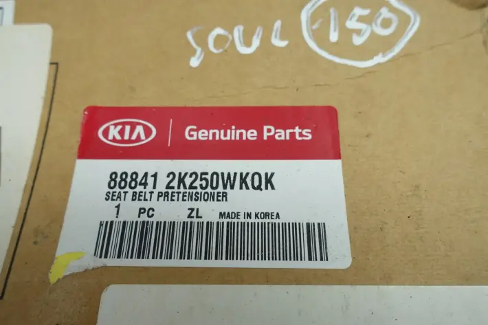 Kia Soul UCHWYT PRZEDNIEGO PASA BEZPIECZEŃSTWA