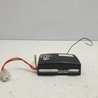 Opel Corsa C STEROWNIK ALARMU Moduł QX 05-A