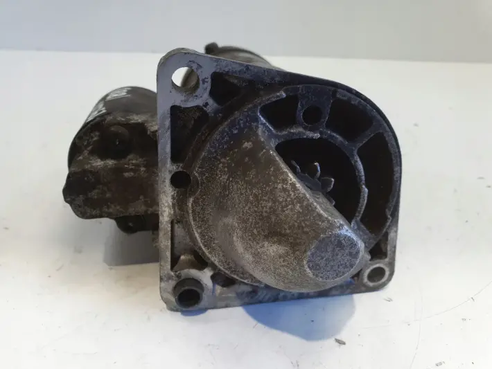 Opel Vectra C 1.9 CDTI ROZRUSZNIK 55352882 M001T30171