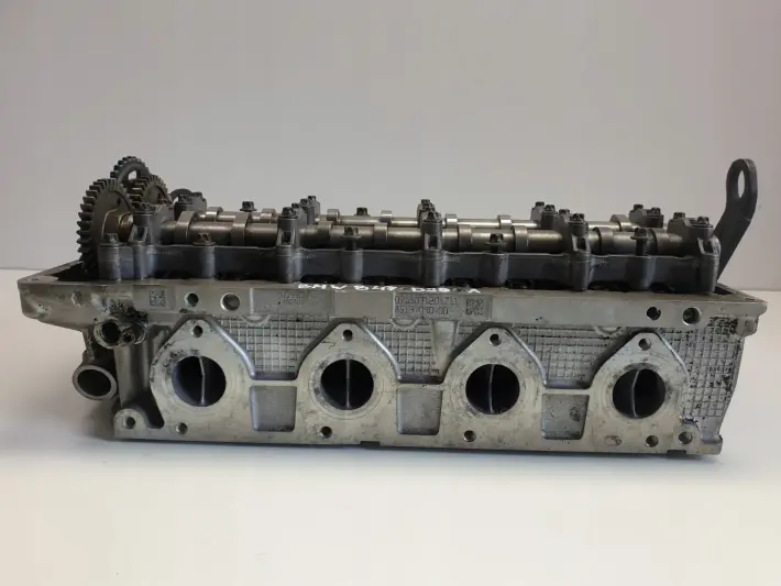 BMW F30 2.0 D GŁOWICA CYLINDRÓW wałki 85137090400