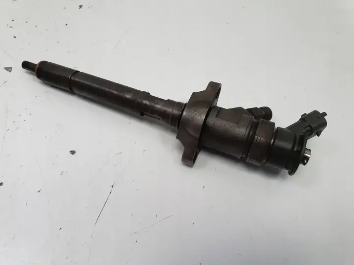 Peugeot Partner II 1.6 HDI WTRYSKIWACZ 0445110311