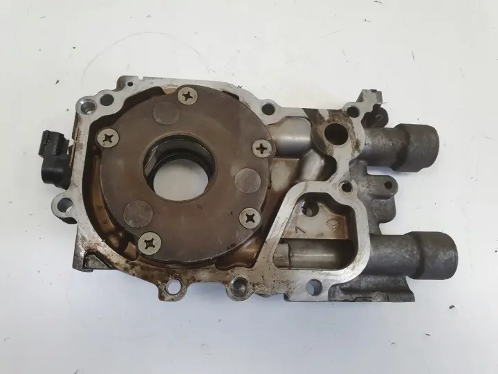 Subaru Legacy IV 2.0 B POMPOA OLEJU olejowa