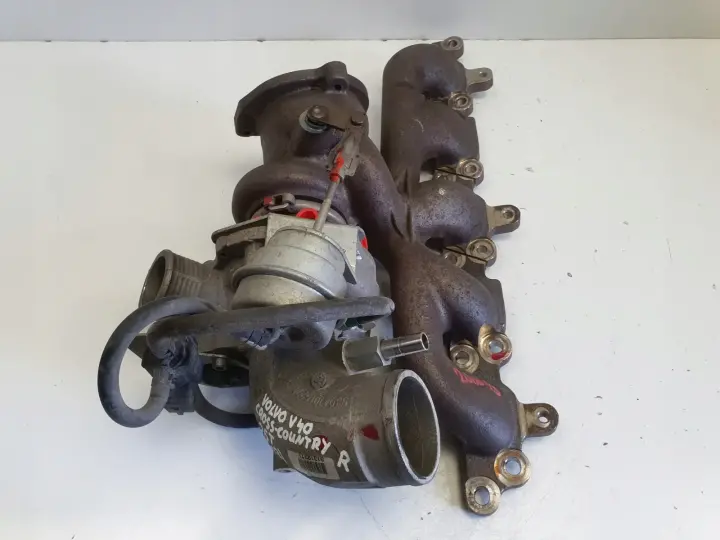 Volvo S60 II S80 II V40 2.5 T T5 TURBOSPRĘŻARKA turbo 31319315
