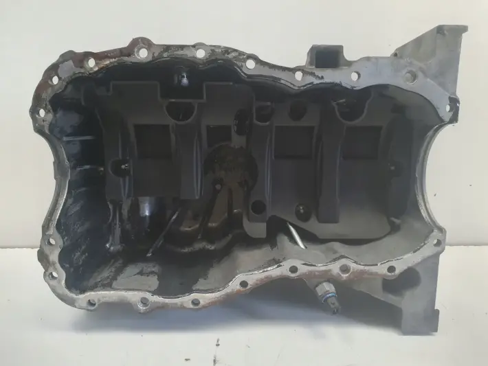 Renault Megane III 1.5 DCI MISKA OLEJOWA oleju 8200451325