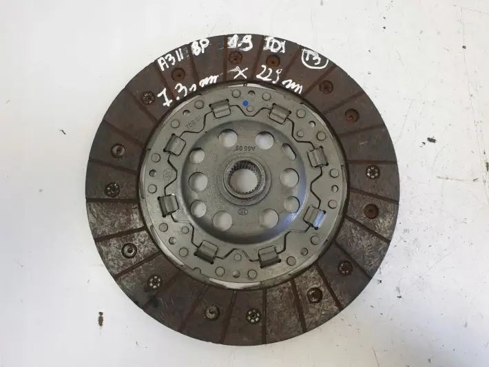 Audi A3 II 8P 1.9 TDI DOCISK TARCZA sprzęgło